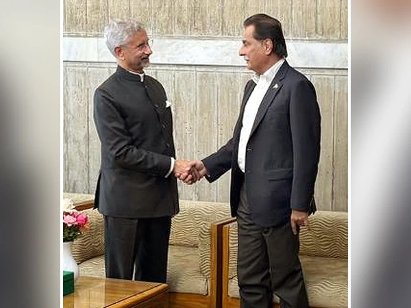 jay-shankar-met-ayaz-sadiq