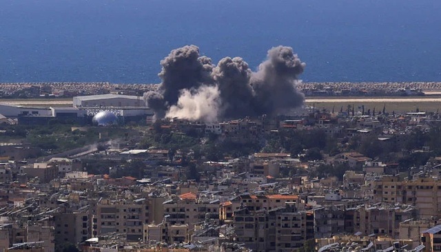 israelairstrikeatlebanon