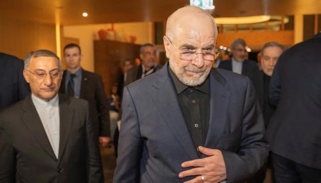US and Iran negotiators head to Doha