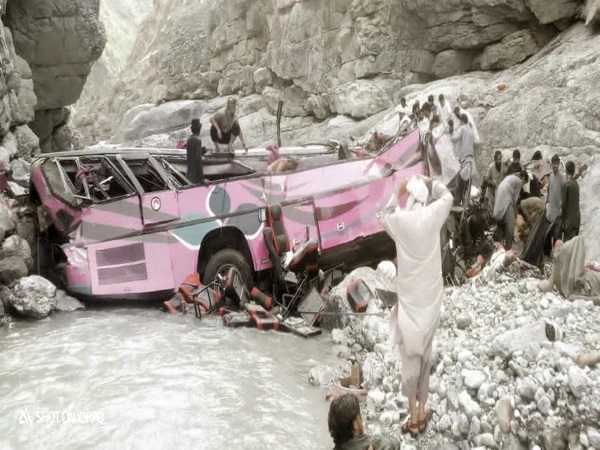 zhob coach accident