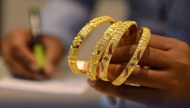 gold price sarafa market